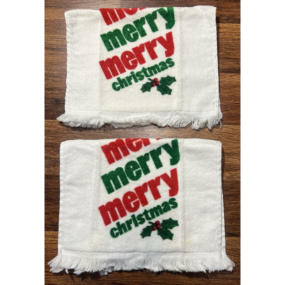 Set Of 2 CANNON Vtg MERRY CHRISTMAS Terry Cloth Kitchen/Guest Towels Fringes